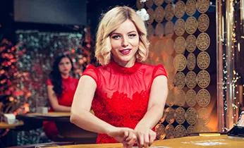 Đội ngũ hỗ trợ khách hàng Fun88